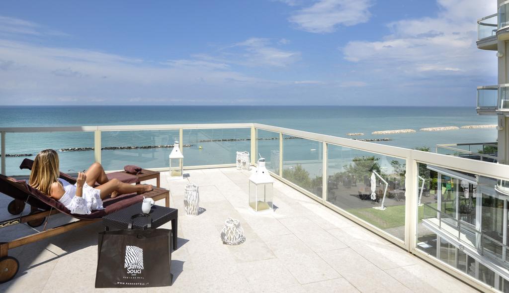 Hotel Sans Souci Gabicce Mare Ngoại thất bức ảnh