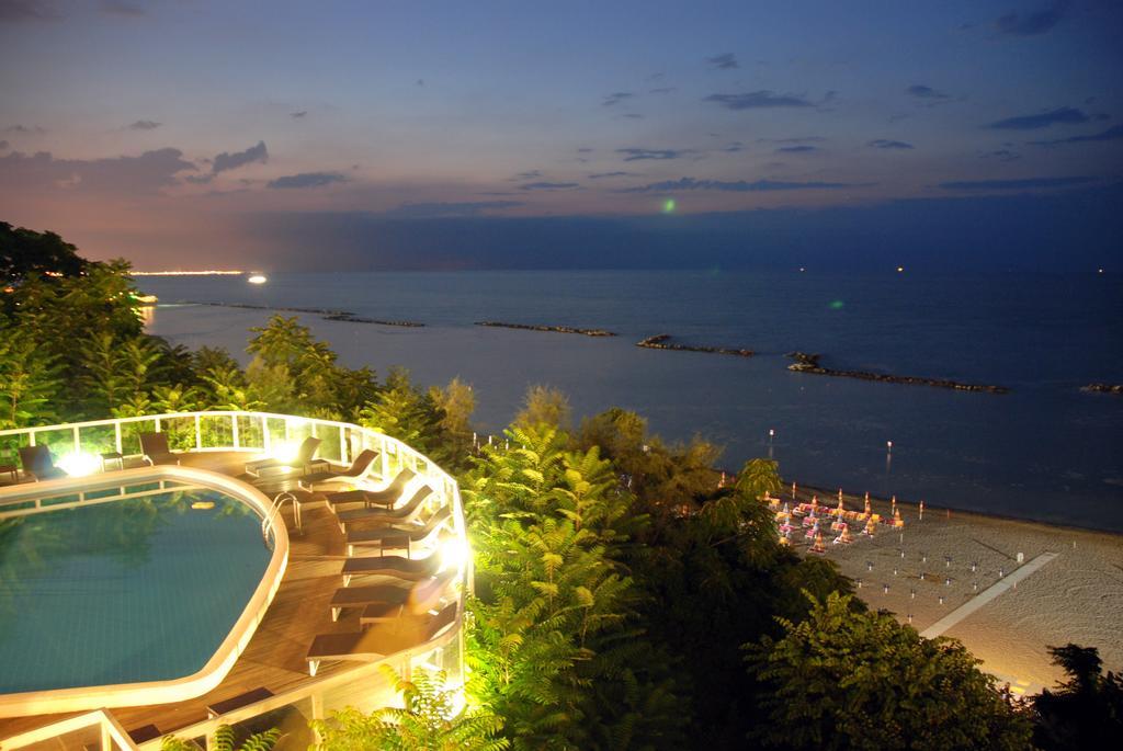 Hotel Sans Souci Gabicce Mare Ngoại thất bức ảnh