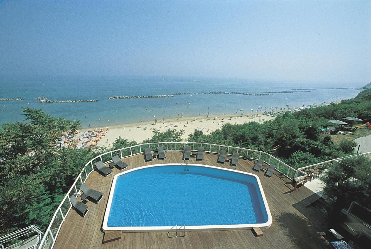 Hotel Sans Souci Gabicce Mare Ngoại thất bức ảnh
